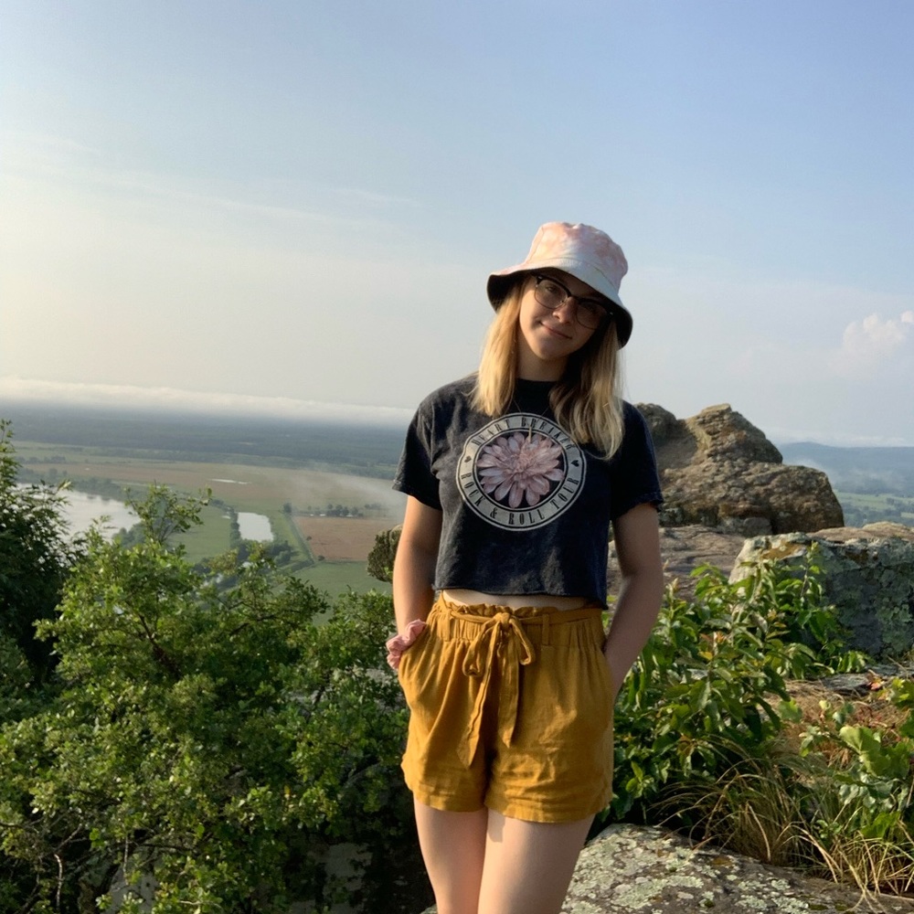 Meet your Posher, Jennifer
